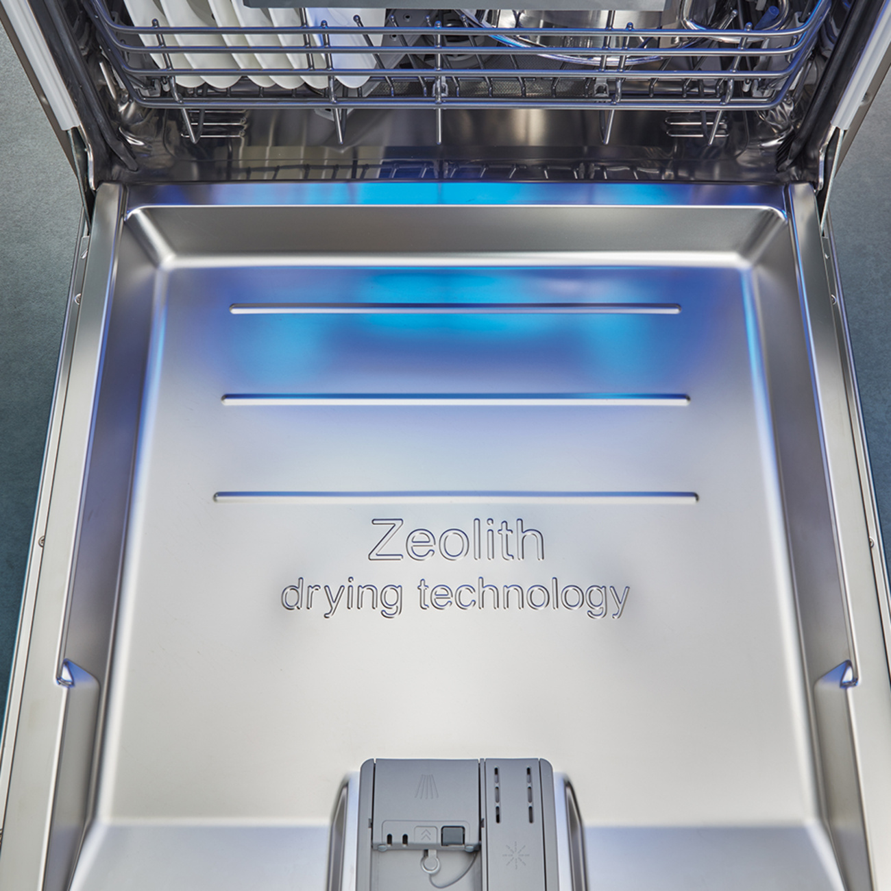 Zeolith Trocknen – Für glänzende Spülergebnisse bei Elektro FEGER GmbH in Aschaffenburg